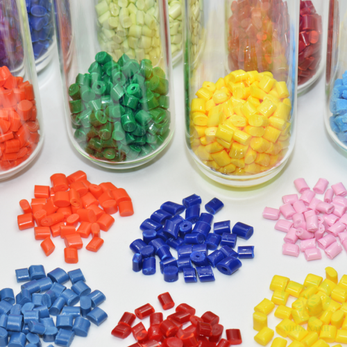 What is plastic additive? What are the common plastic additive that are being used the most today?